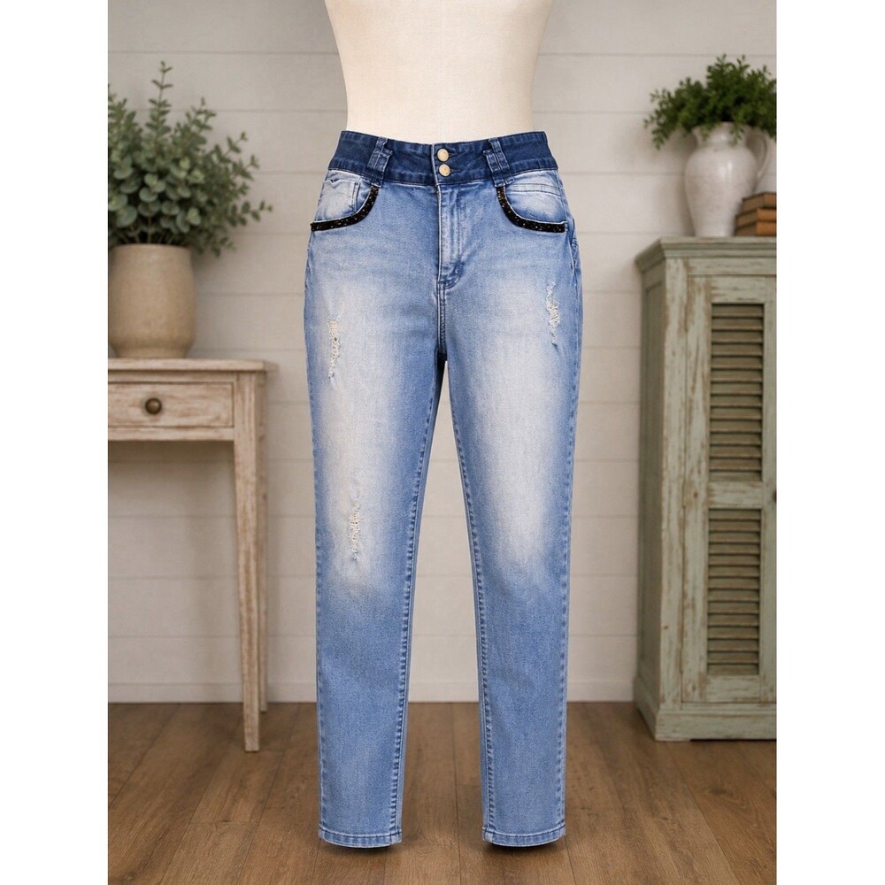 Unbranded Women’s XXXL Light Wash Distressed Rhinestone Jeans 32x29 13” Ris